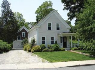 24 Ash St, Hopkinton, MA 01748