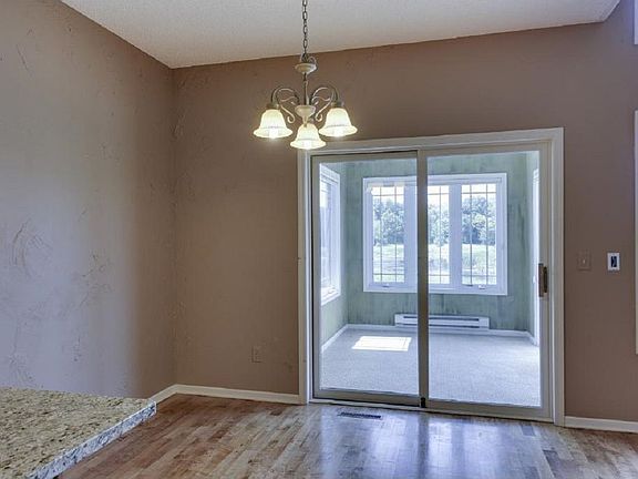 5th image of 5071 Yuma Ln N