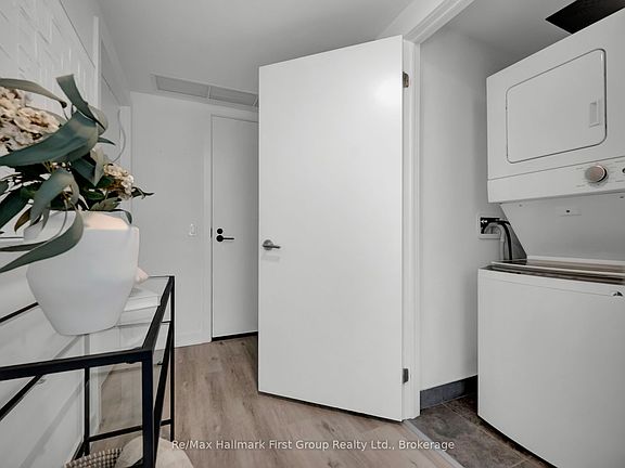5th image of 1610 Charles St #444