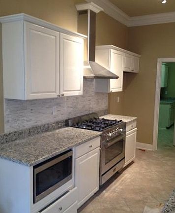 3rd image of 20 Oakley Dr