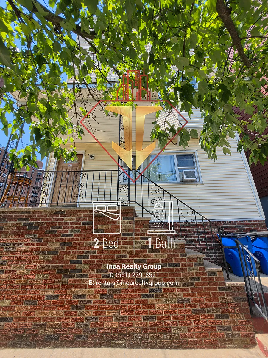 Building Photo - 185 Avenue E #4