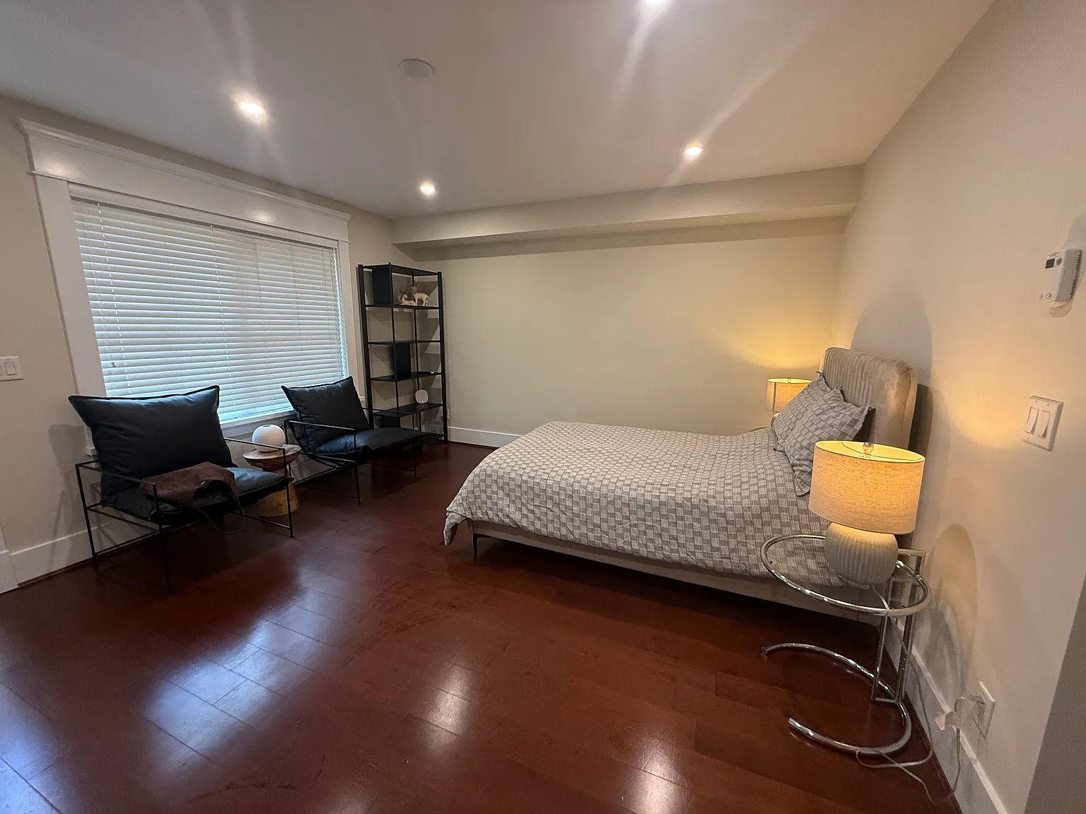 1 bed, 600 sqft, $2,350 — Photo 2