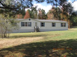 824 Lebanon Rd, Waterford, MS 38685