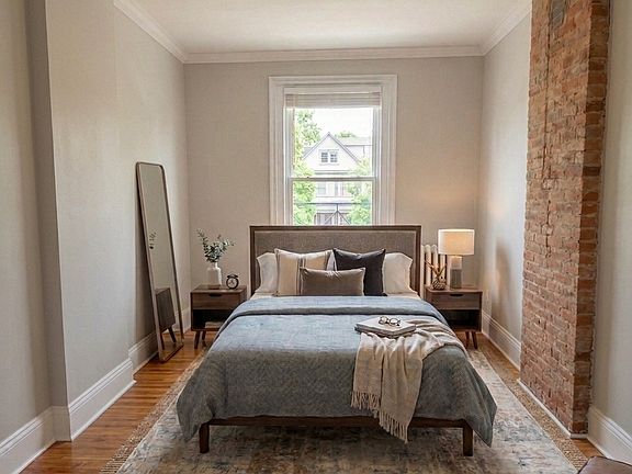 2nd image of 90 Church St #2
