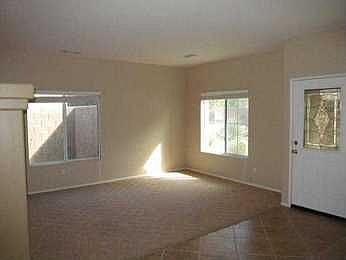 3rd image of 41121 Bear Creek St