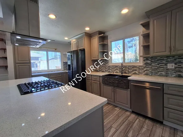 10059 McLennan Ave — Photo 11