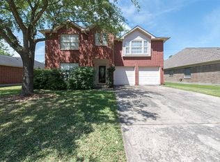 13907 Fair Park Dr, Houston, TX 77014