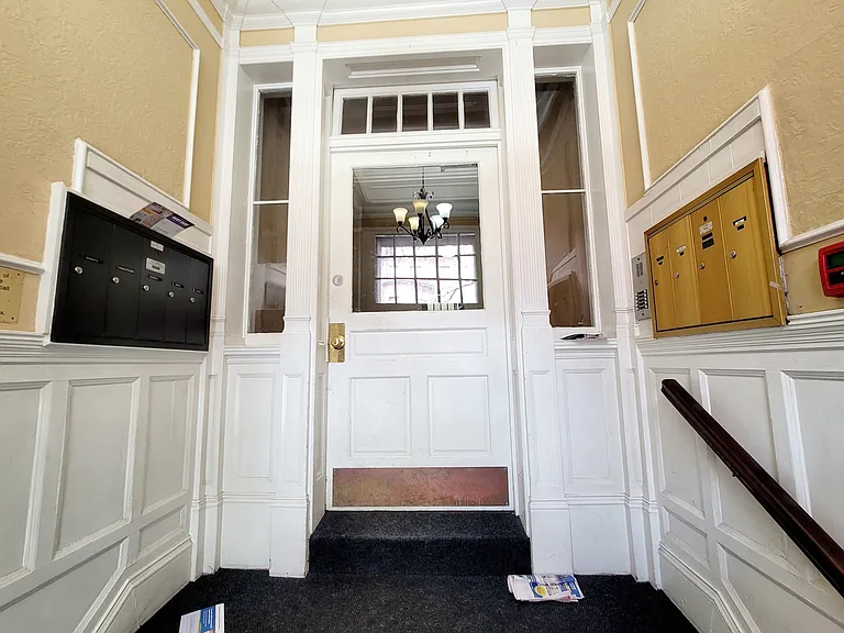501 Beacon St #7 — Photo 11