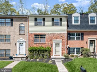 30 Drawbridge Ct, Baltimore, MD 21228