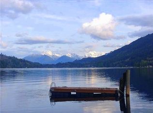 33566 Cliff Rd, Mount Vernon, WA 98274