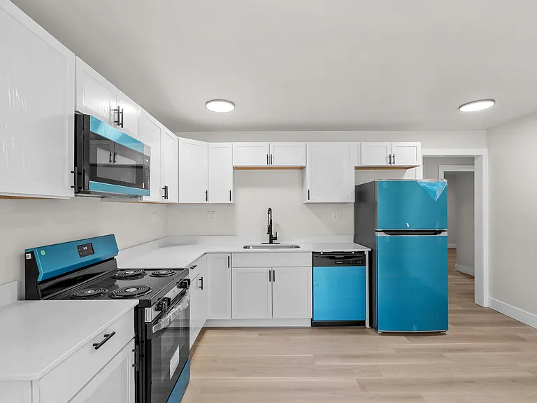 4043 Crest Dr #4041 — Photo 4