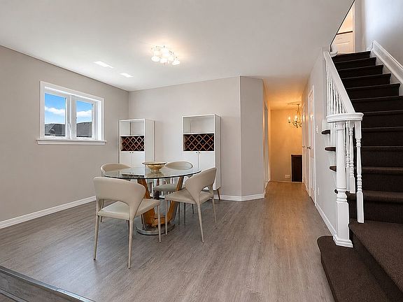 4th image of 2411 E 70th St