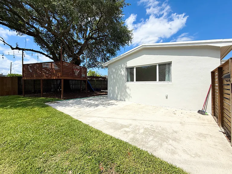 7200 S Waterway Dr — Photo 3
