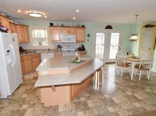 60 Allen Ave SW, Pataskala, OH 43062