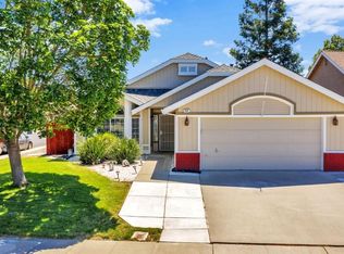 802 Oak Brook Dr, Vacaville, CA