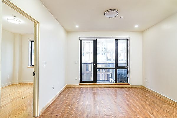 1st image of 42-22 Crescent St #5C