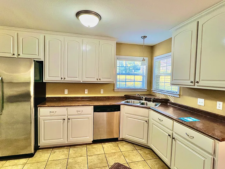 103 Vineyard Dr — Photo 9