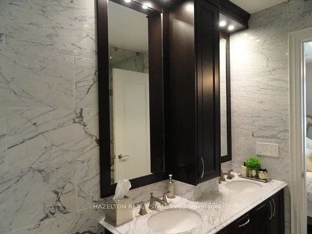68 Yorkville Ave #608 — Photo 16