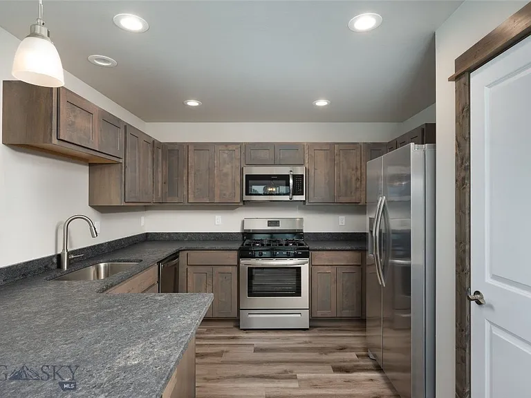 1311 Fozzie Ln #C — Photo 6