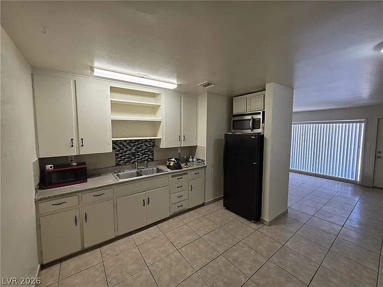 910 Magnolia Ave — Photo 34