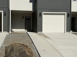 109 SW Canyon Rd #3, Clatskanie, OR 97016