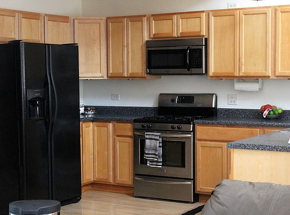 3rd image of 1420 Waverly Pl
