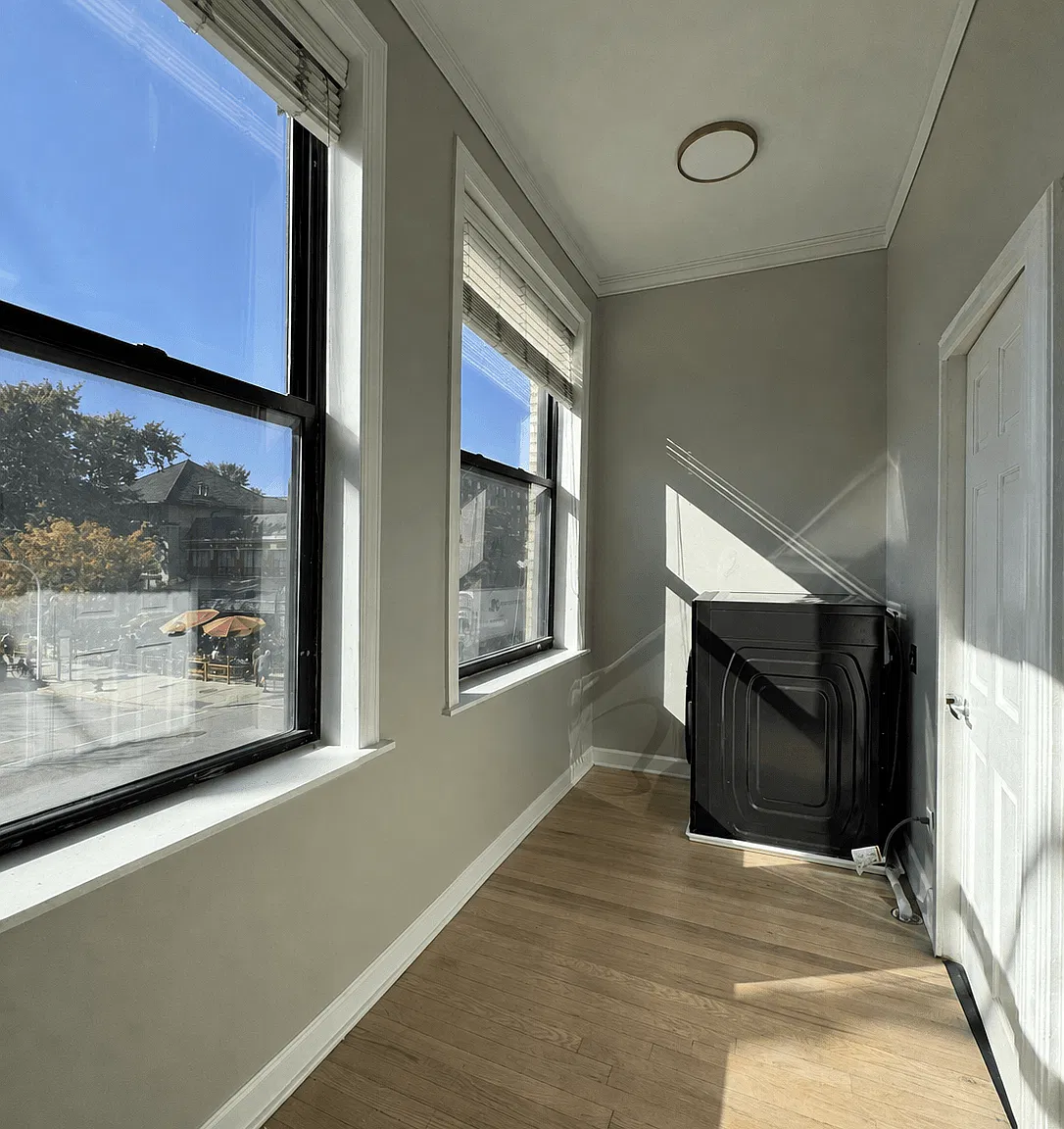 2525 N. Clark — Photo 4