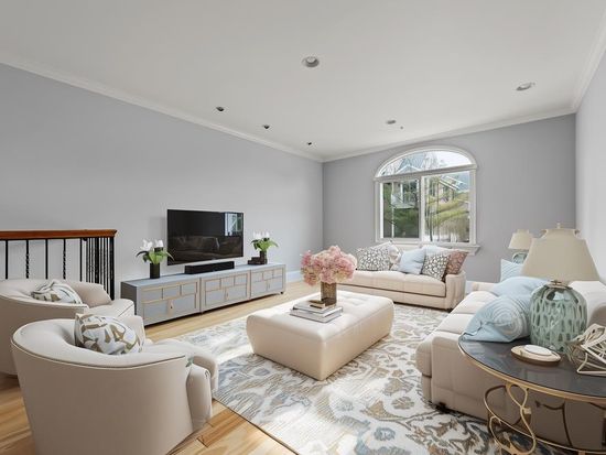 235 Price Ct, West New York, NJ 07093