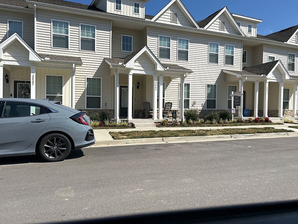 1st image of 2009 Chartwell Dr