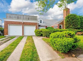 365 E Walnut St, Long Beach, NY 11561