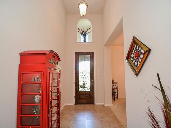 4th image of 10319 Carolyndale Dr