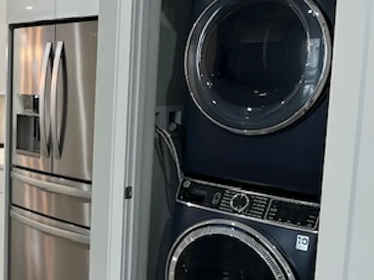 38 Saunders St #38 — Photo 13