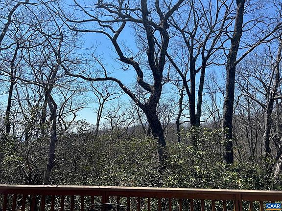 3rd image of 30 Gumtree Dr