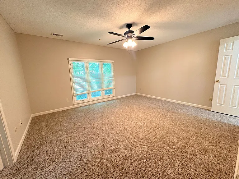 1703 Bryn Mawr Cv — Photo 26