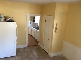 136 Brunswick Ave APT 1, Gardiner, ME 04345