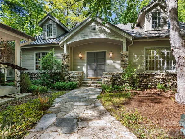 1957 Cold Mountain Rd, Lake Toxaway, NC 28747