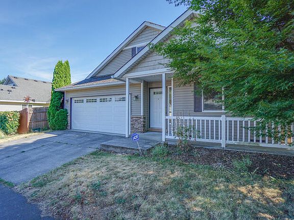 3rd image of 5109 NE 48th Cir