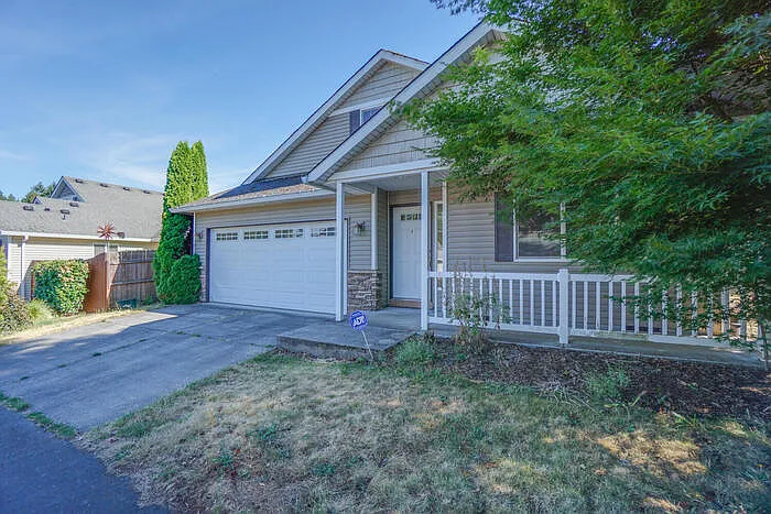 5109 NE 48th Cir — Photo 3