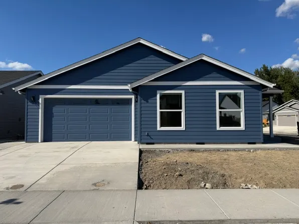 610 Parker Loop, Silverton, OR 97381