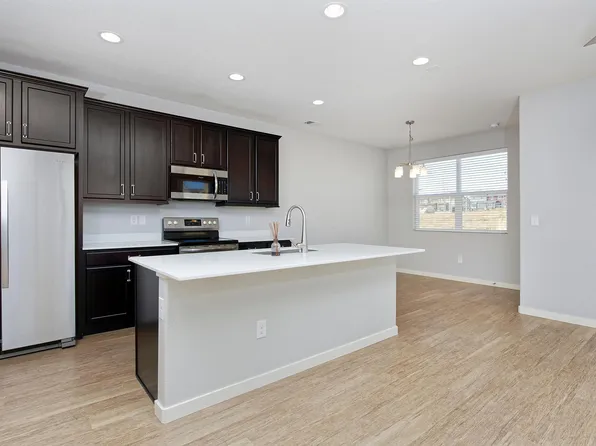 9729 Birch Ln, Thornton, CO 80229