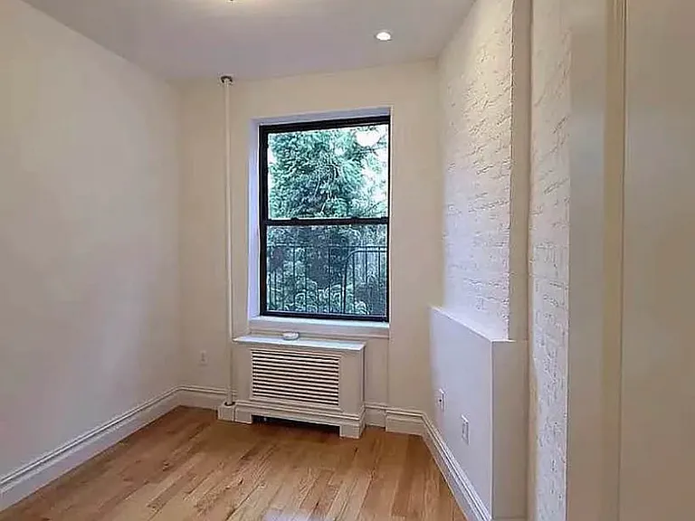 1720 2nd Ave #5C — Photo 10