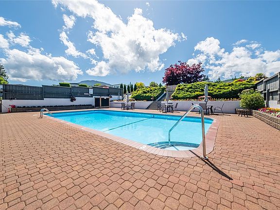 2nd image of 10980 Westdowne Rd #7