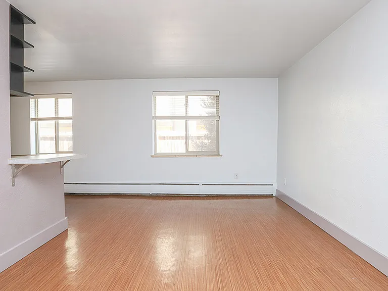 Altair Apartments — Photo 24