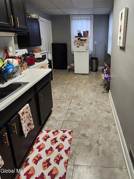 5th image of 261 5th Avenue