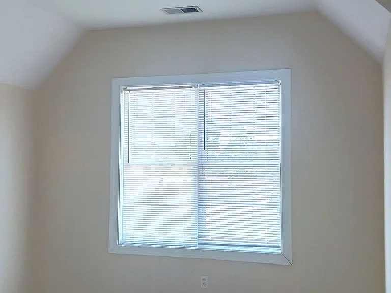 5215 Center St #405 — Photo 16