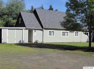 35695 Riverside Dr SW, Albany, OR 97321