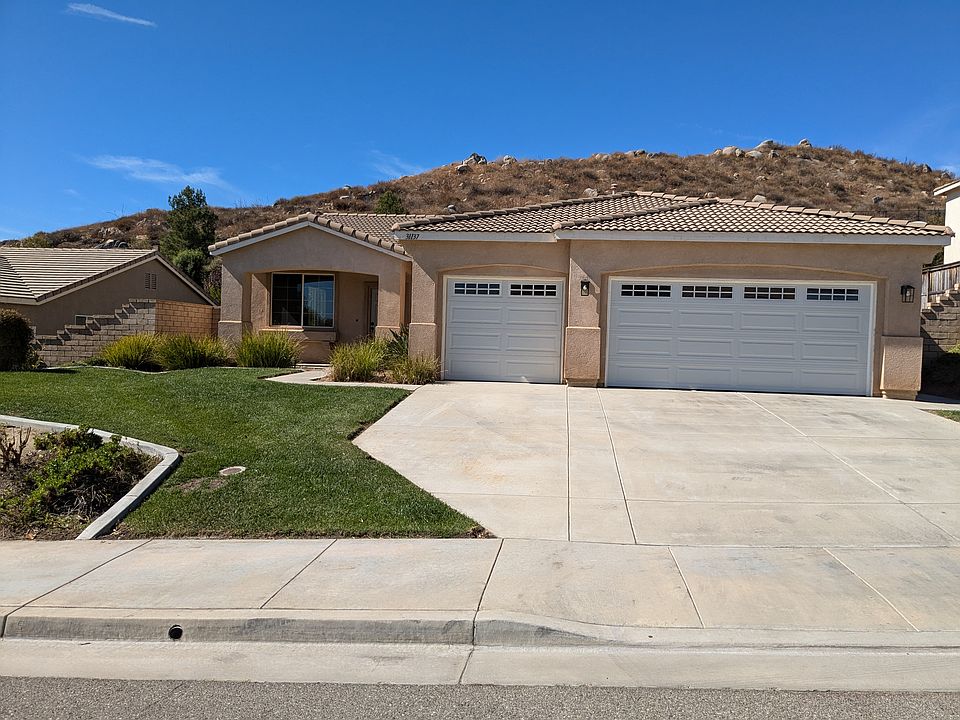 1st image of 31137 Three Oaks Dr