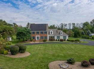 3 Briar Ln, Lebanon, NJ 08833