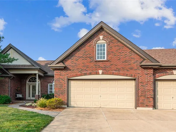 308 Yorktown Square Ct, Saint Charles, MO 63303