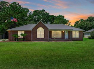 1931 Commodore Dr, Navarre, FL 32566